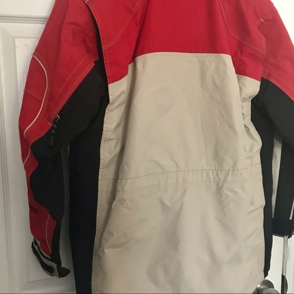 The North Face GORE TEX Mountain Jacket - Picture 5 of 15